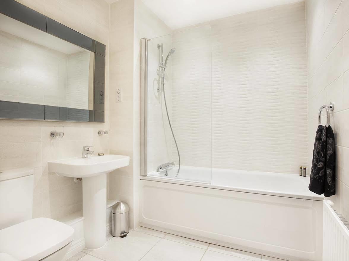 Campbell Park - City Stay Apartments Мілтон-Кінз Екстер'єр фото